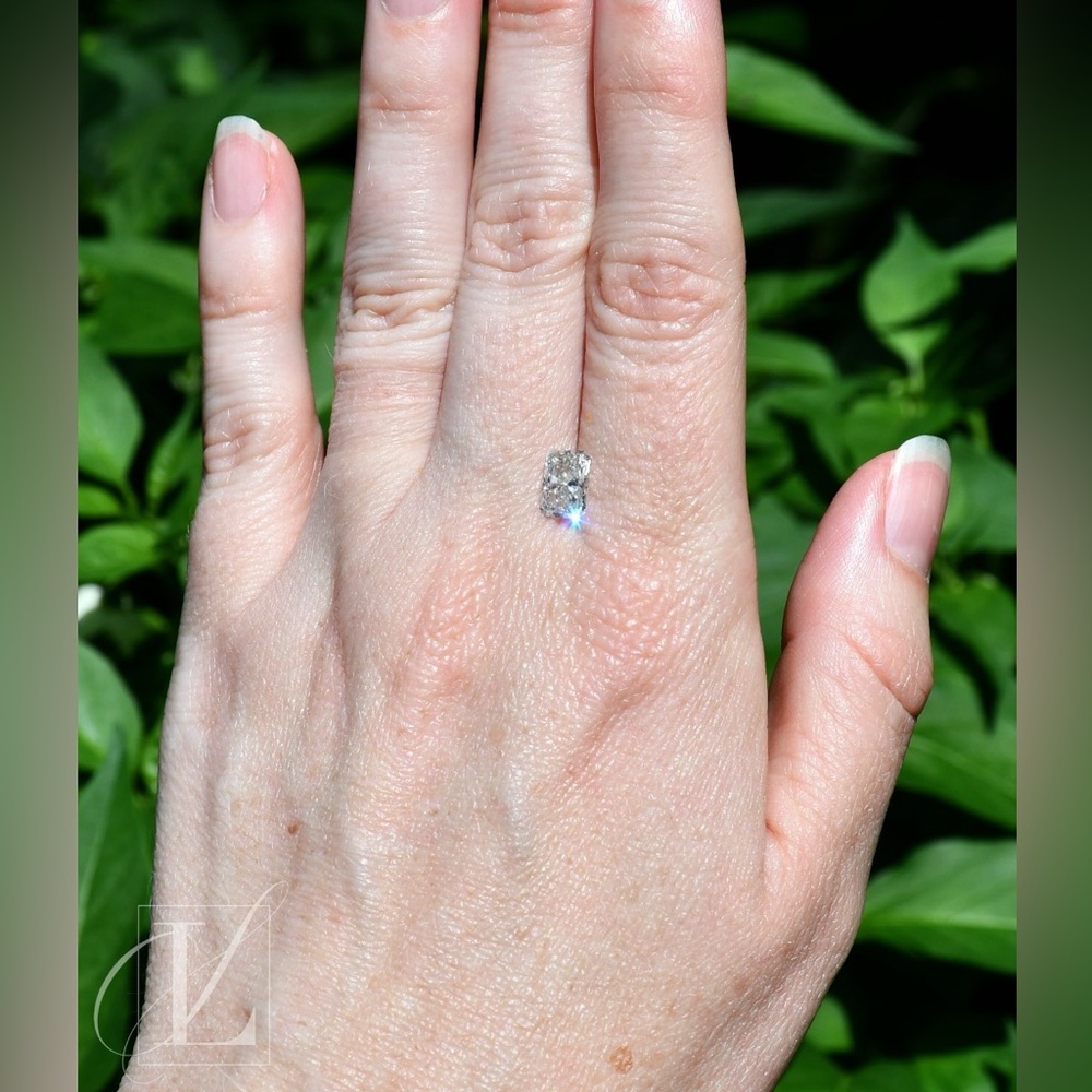 Loose 1.15 CT Lab Grown Diamond with IGI Report - Picture 3 of 7